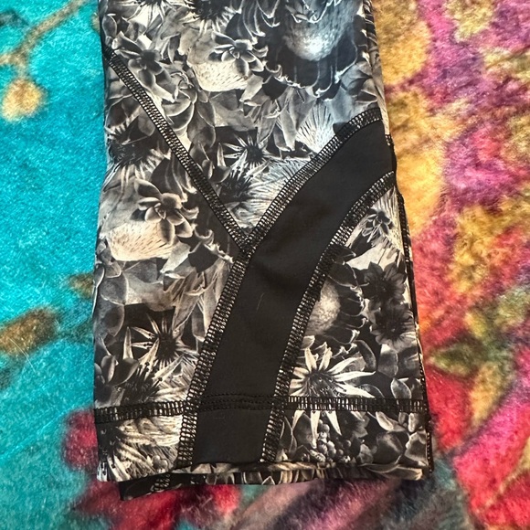 Lululemon Run Inspire II Crop Flowabunga - Picture 4 of 5